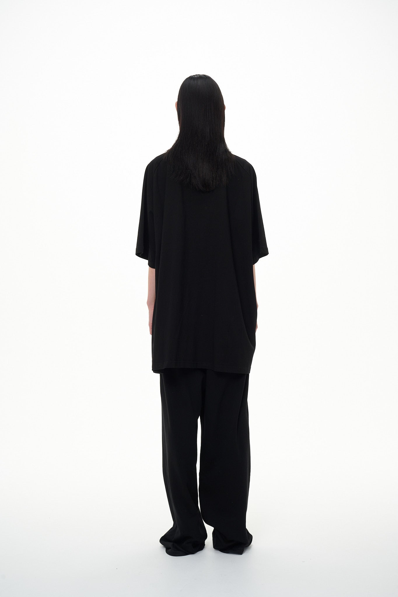 oversized half T-shirt