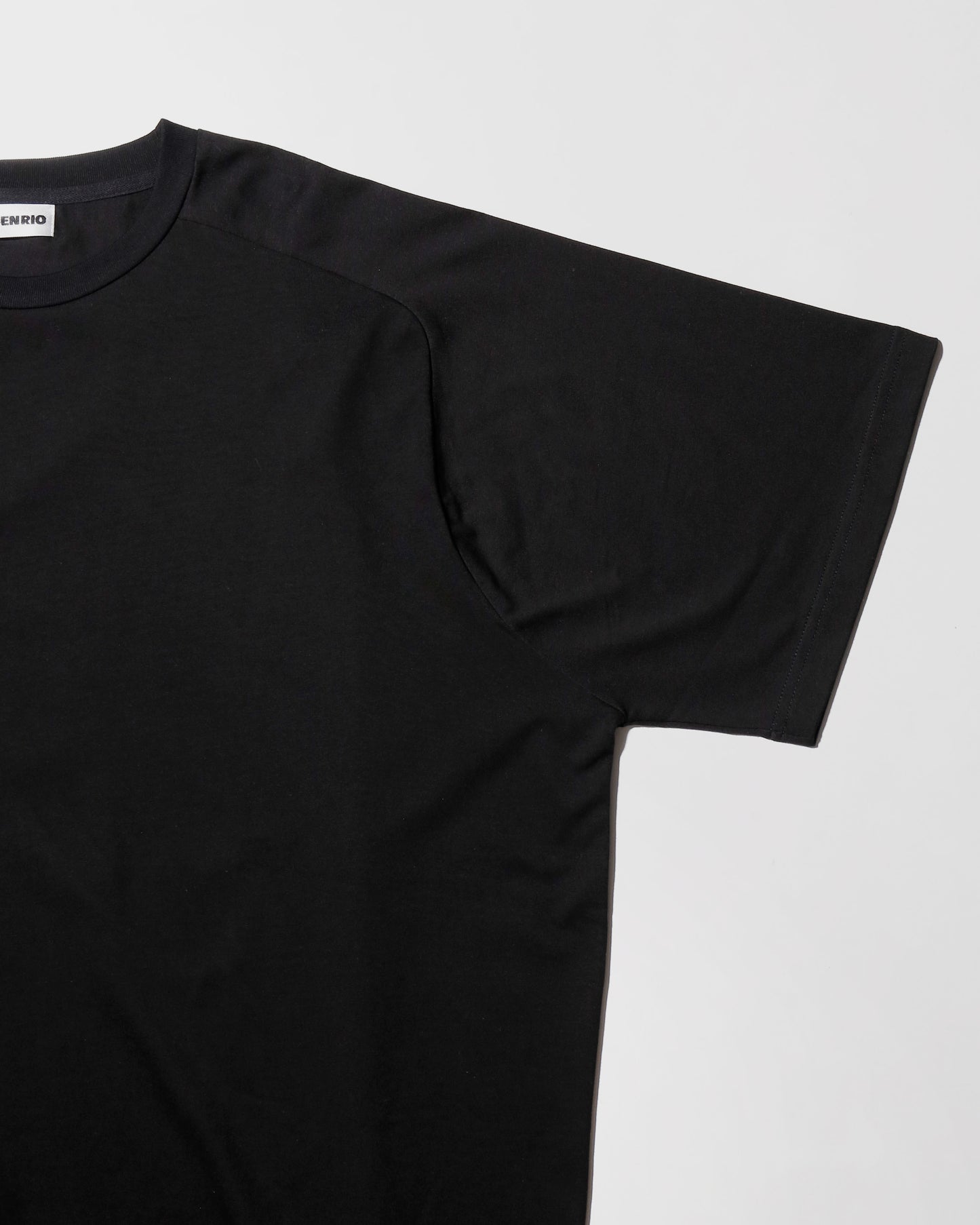 oversized half T-shirt