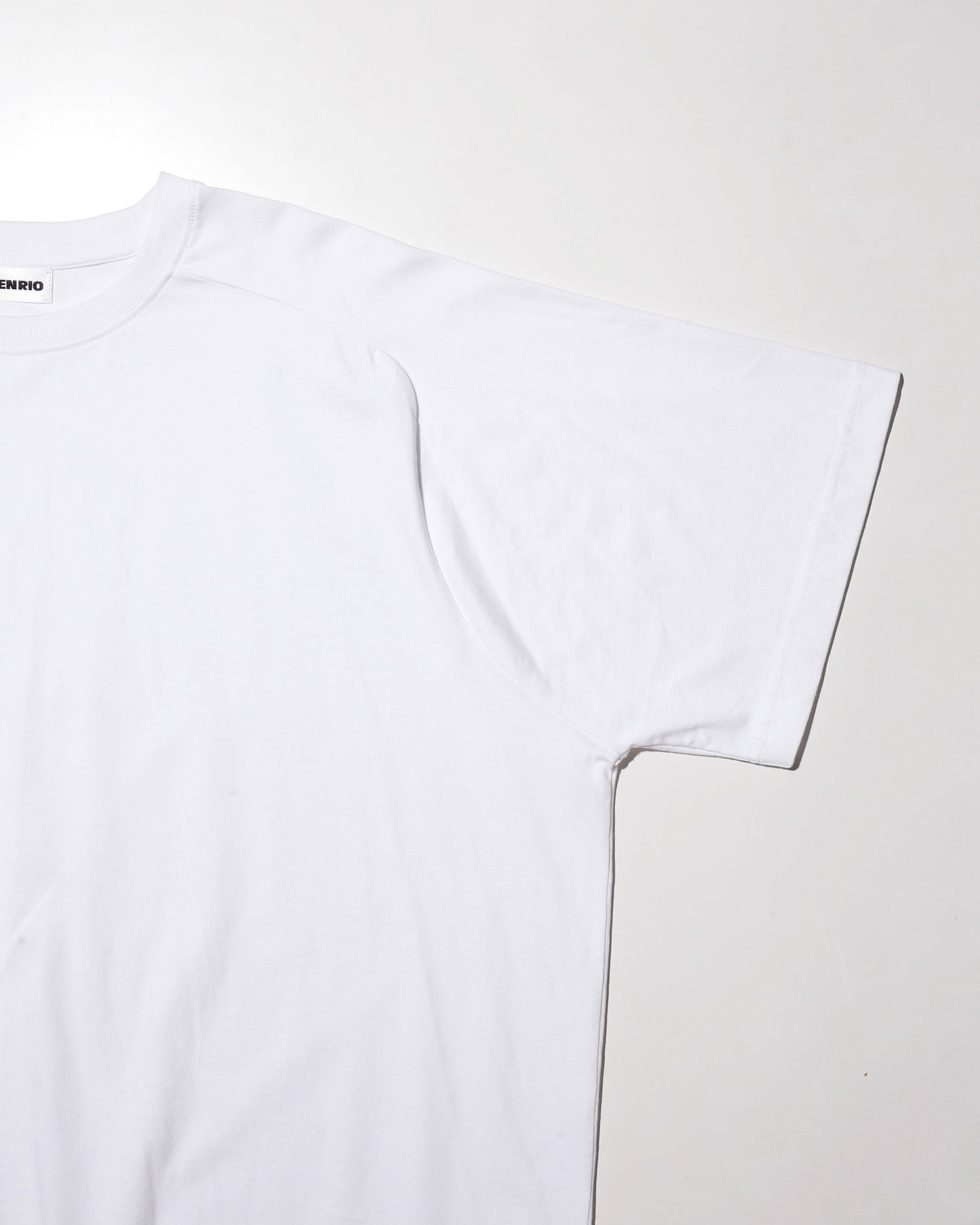 oversized half T-shirt